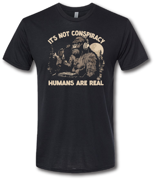 Bigfoot Humans Are Real Short Sleeve T-shirt
