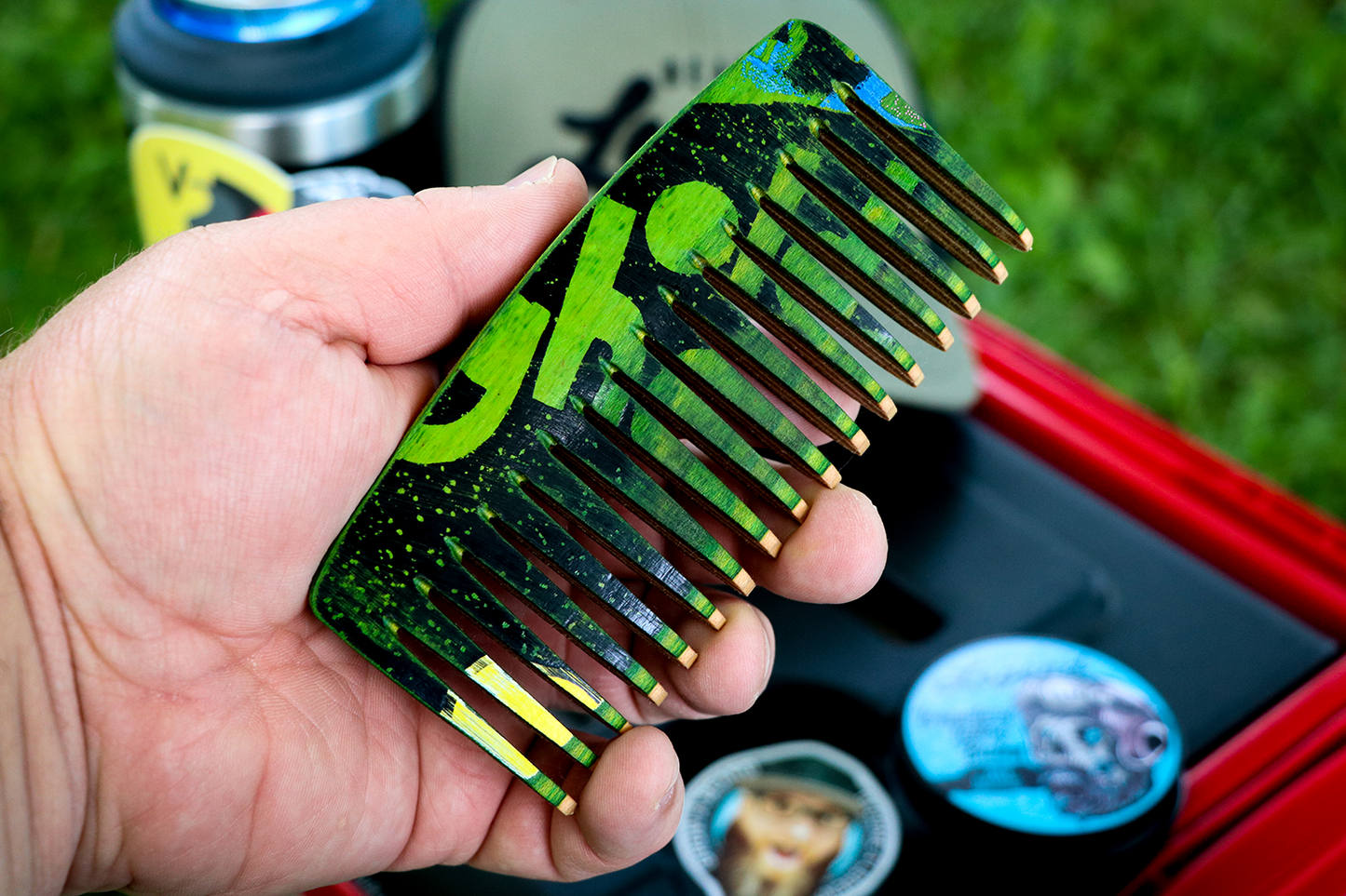 Skateboard Beard Comb